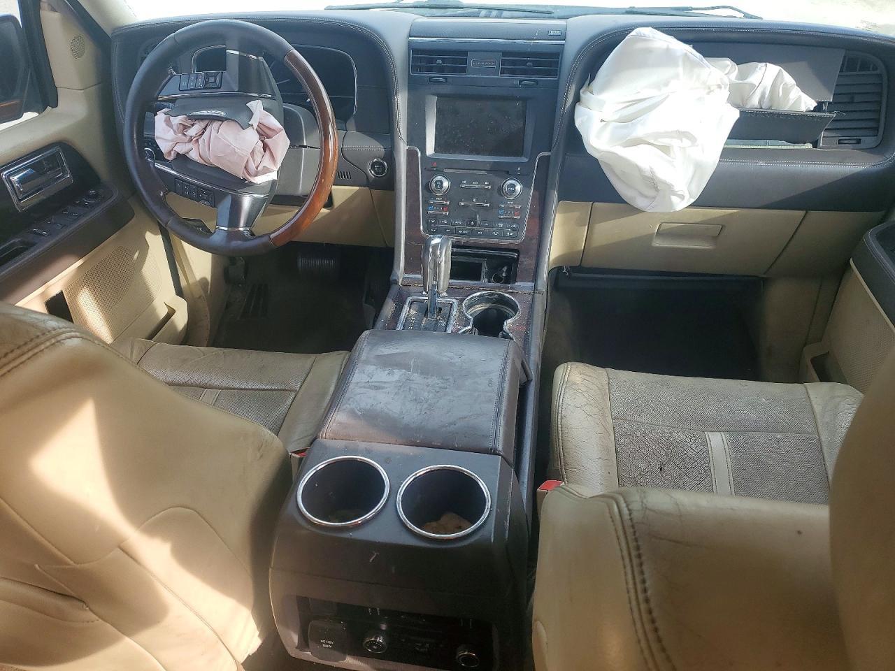 2015 LINCOLN Navigator