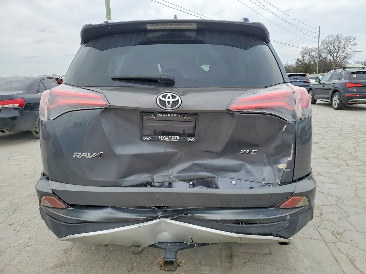 2016 TOYOTA RAV4