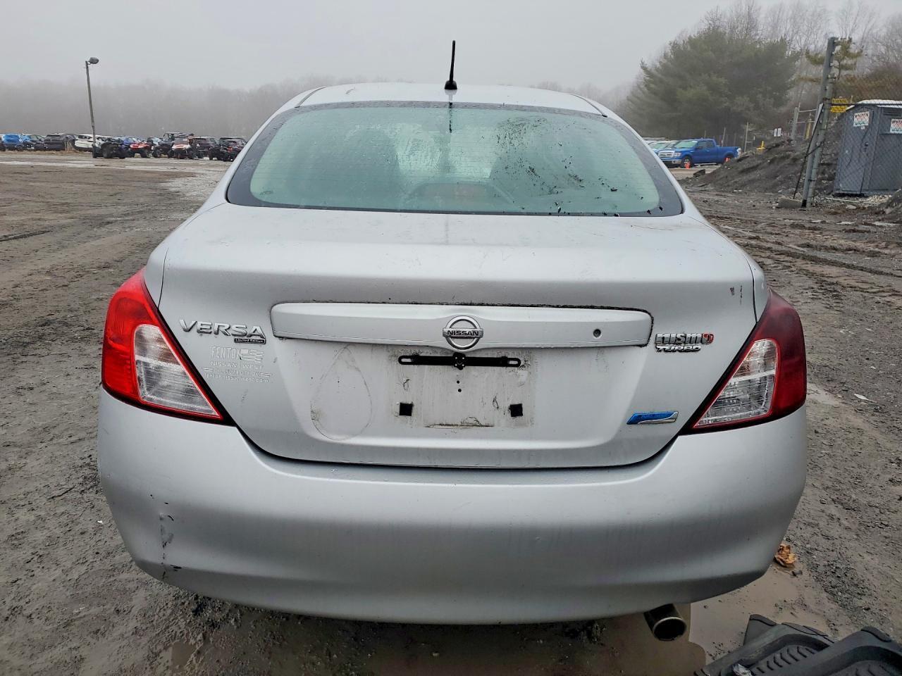 2014 NISSAN VERSA