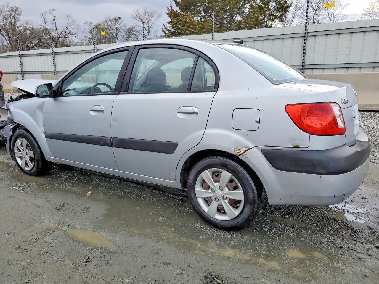 2009 KIA RIO