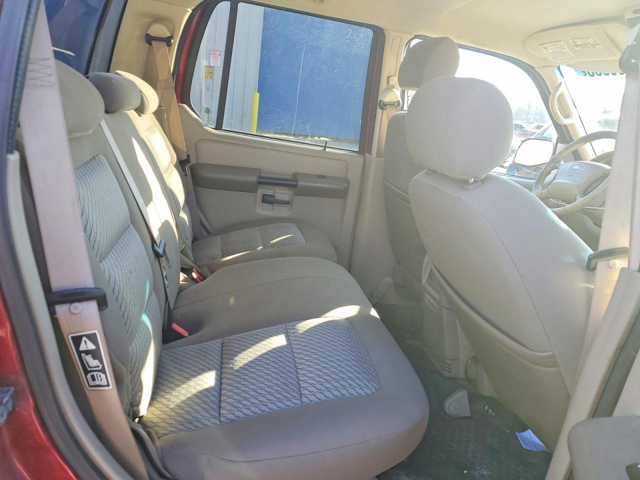 2004 FORD Explorer Sport Trac