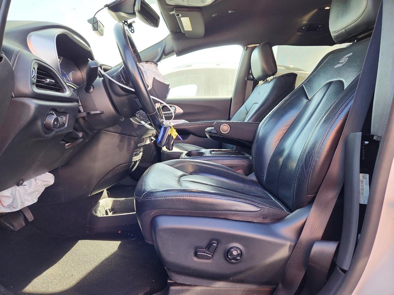 2021 CHRYSLER Pacifica