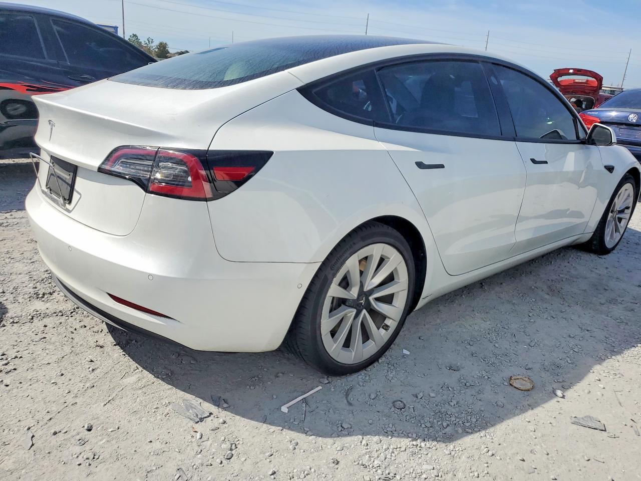 2021 TESLA MODEL 3