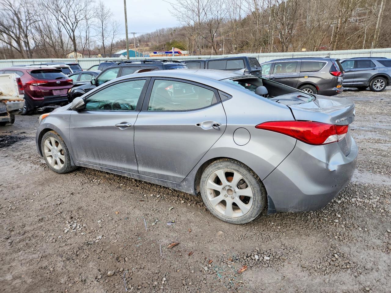 2012 HYUNDAI ELANTRA