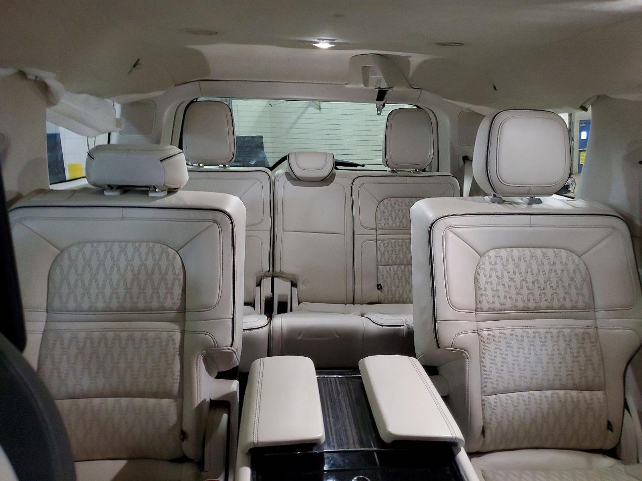 2020 LINCOLN Navigator
