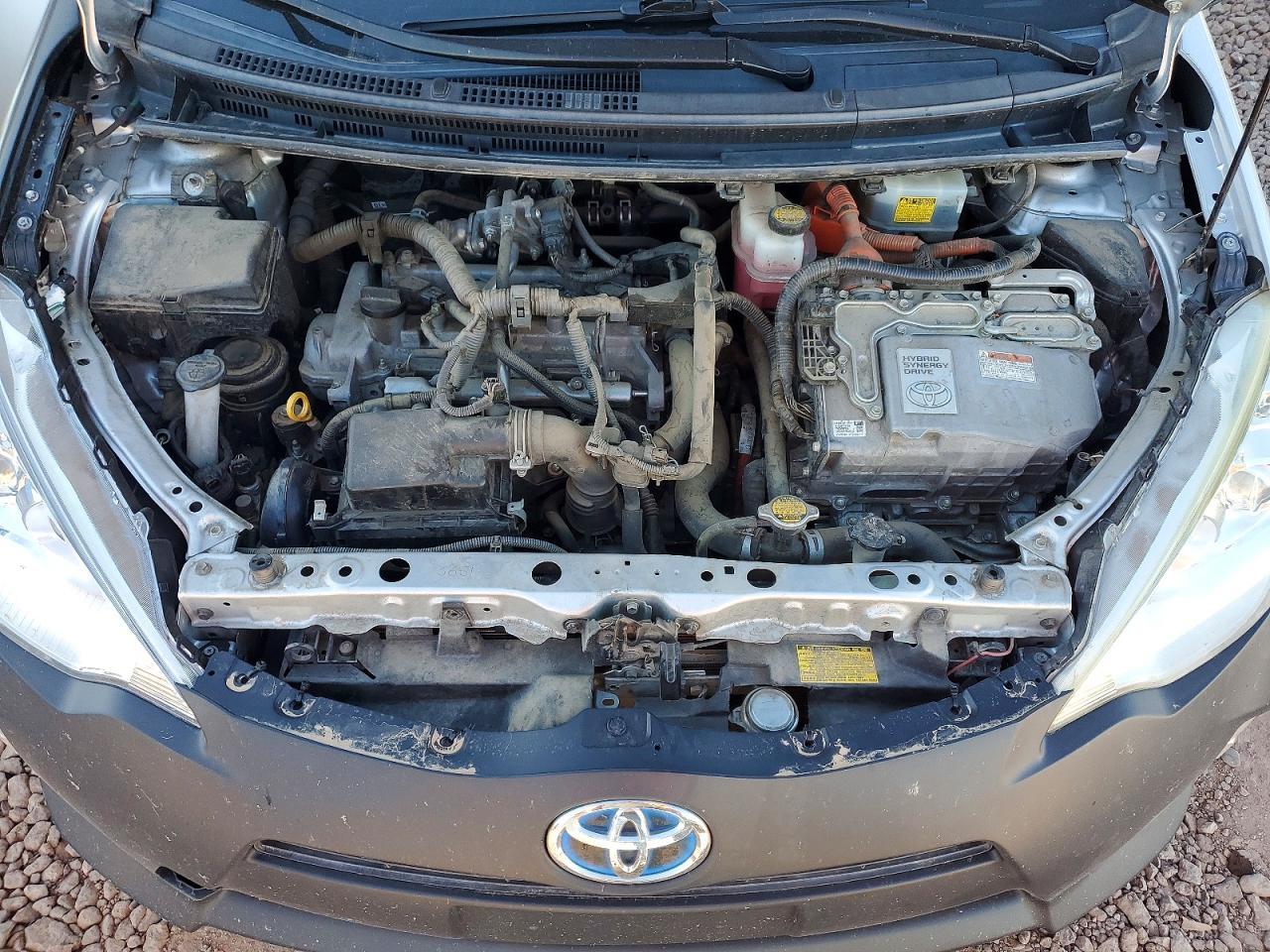 2012 TOYOTA Prius c