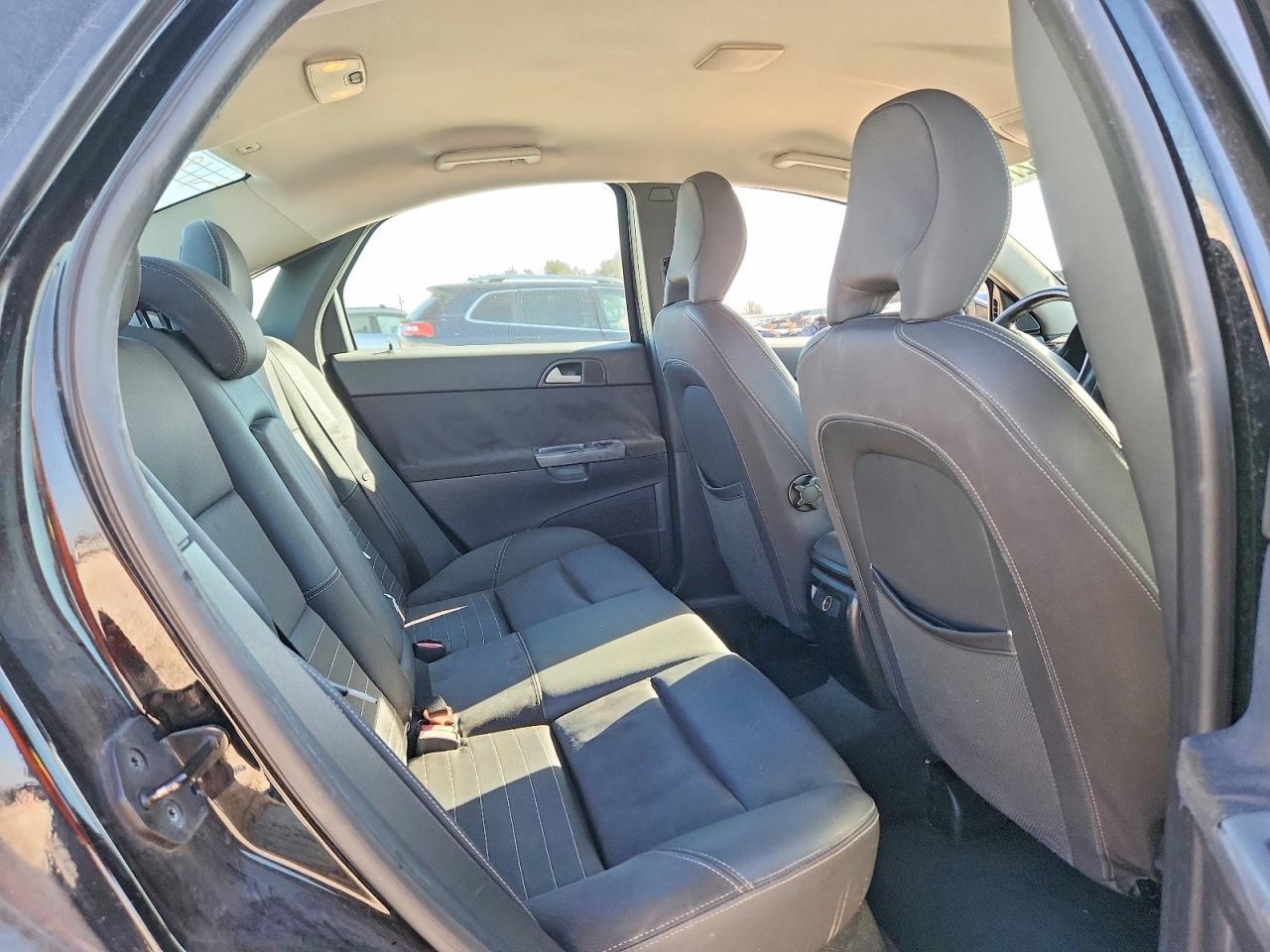 2005 VOLVO S40
