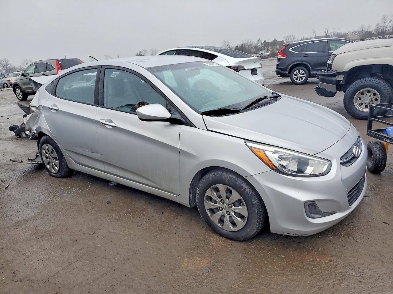 2015 HYUNDAI ACCENT