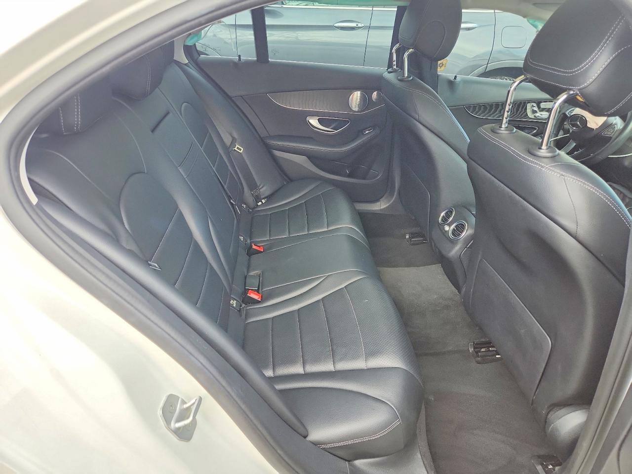 2016 MERCEDES-BENZ C-CLASS