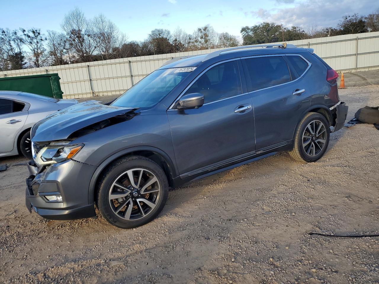 2019 NISSAN
