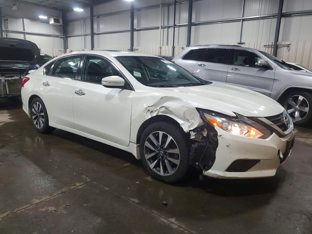2017 NISSAN ALTIMA