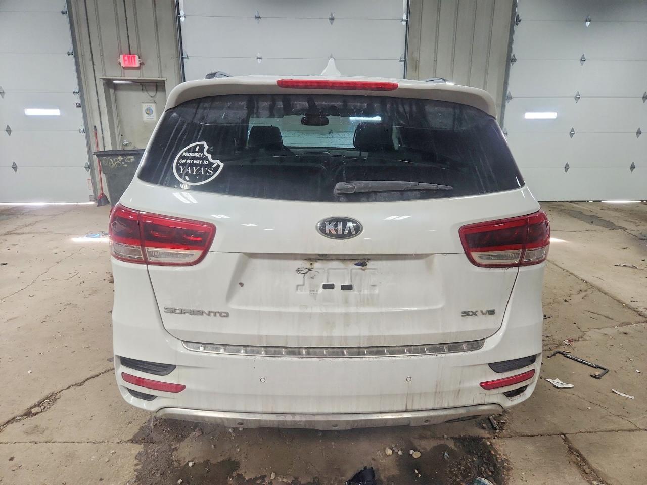 2016 KIA SORENTO