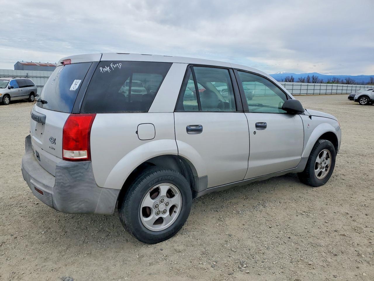 2003 SATURN Vue