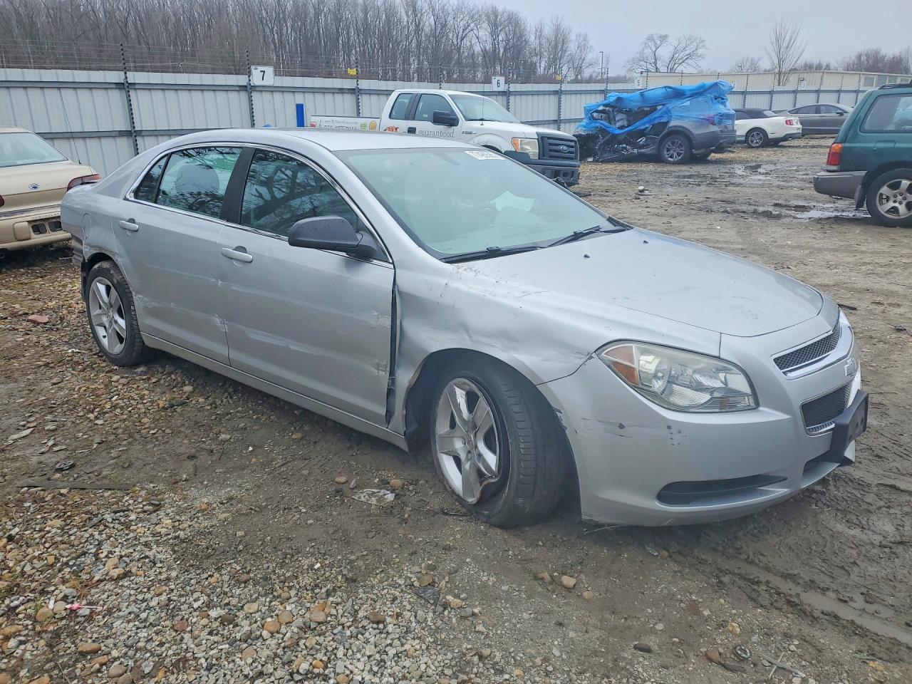 2011 CHEVROLET MALIBU