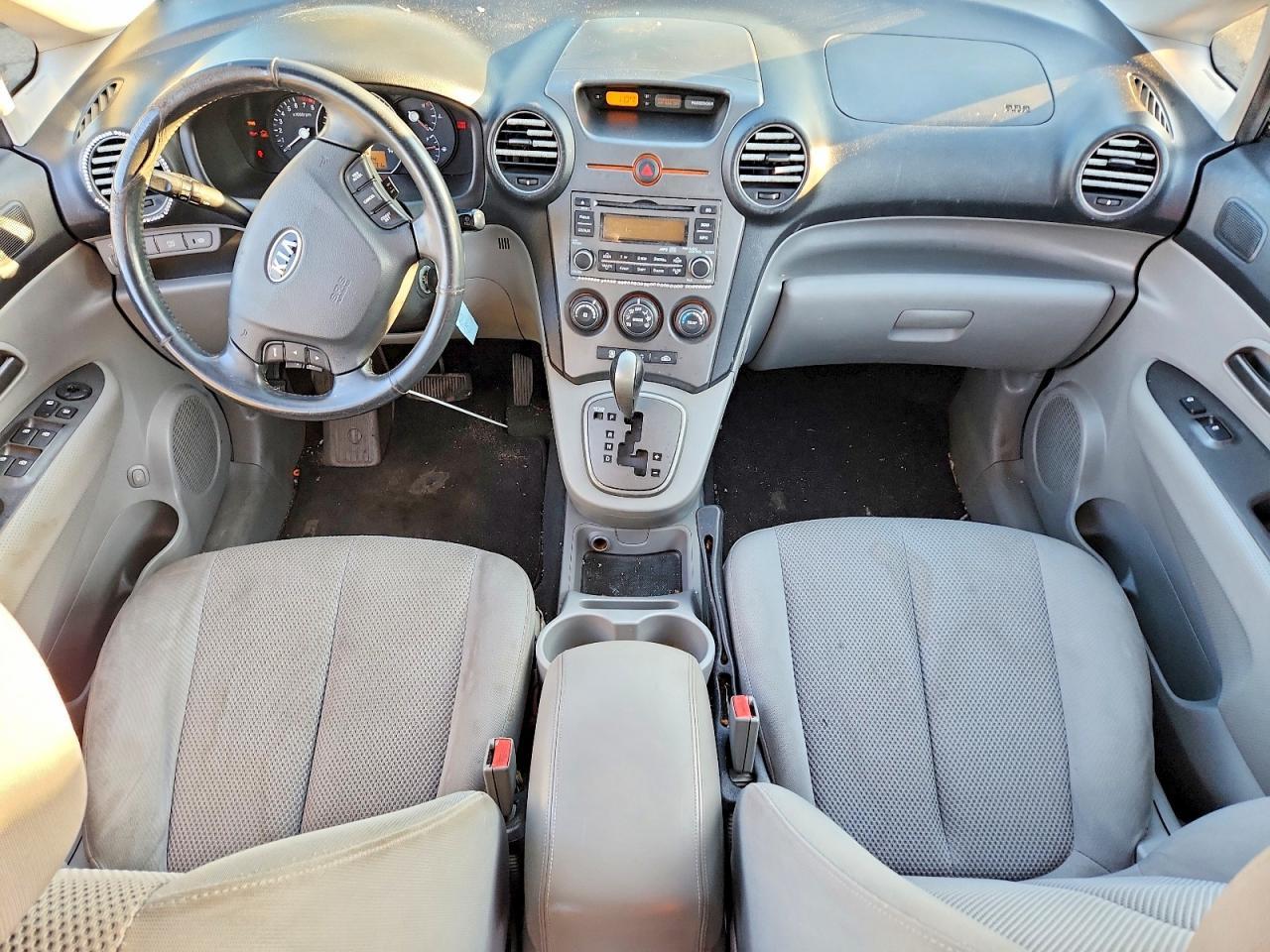 2008 KIA RONDO