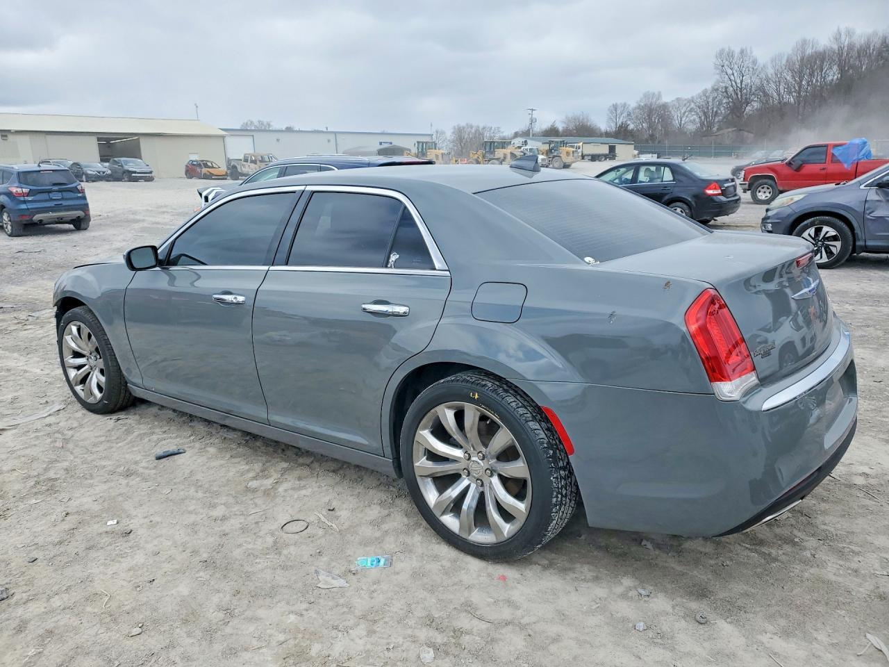 2019 CHRYSLER 300