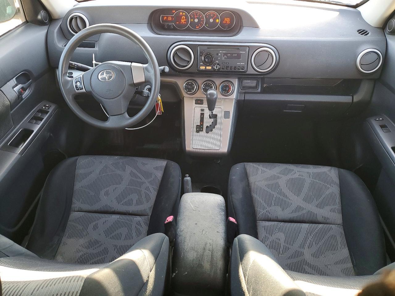 2013 TOYOTA SCION