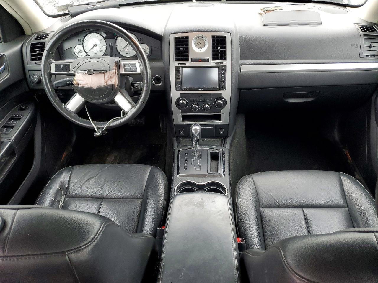 2010 CHRYSLER 300