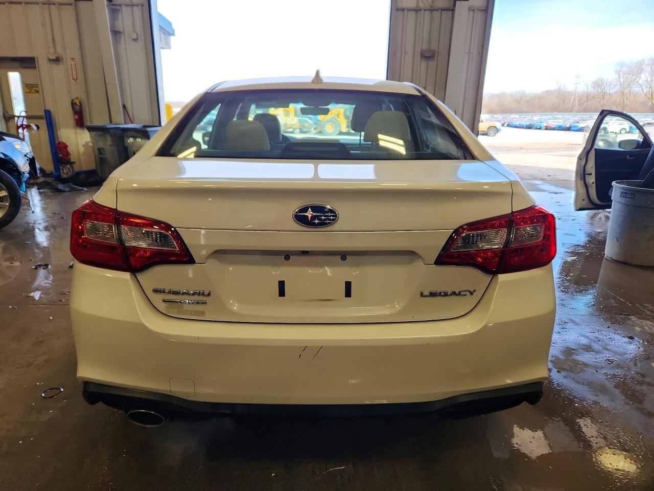 2018 SUBARU Legacy