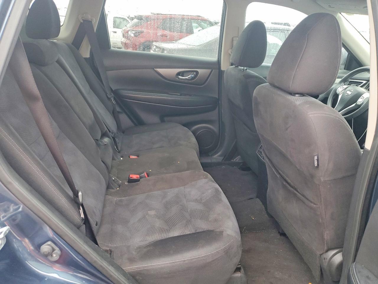 2015 NISSAN ROGUE