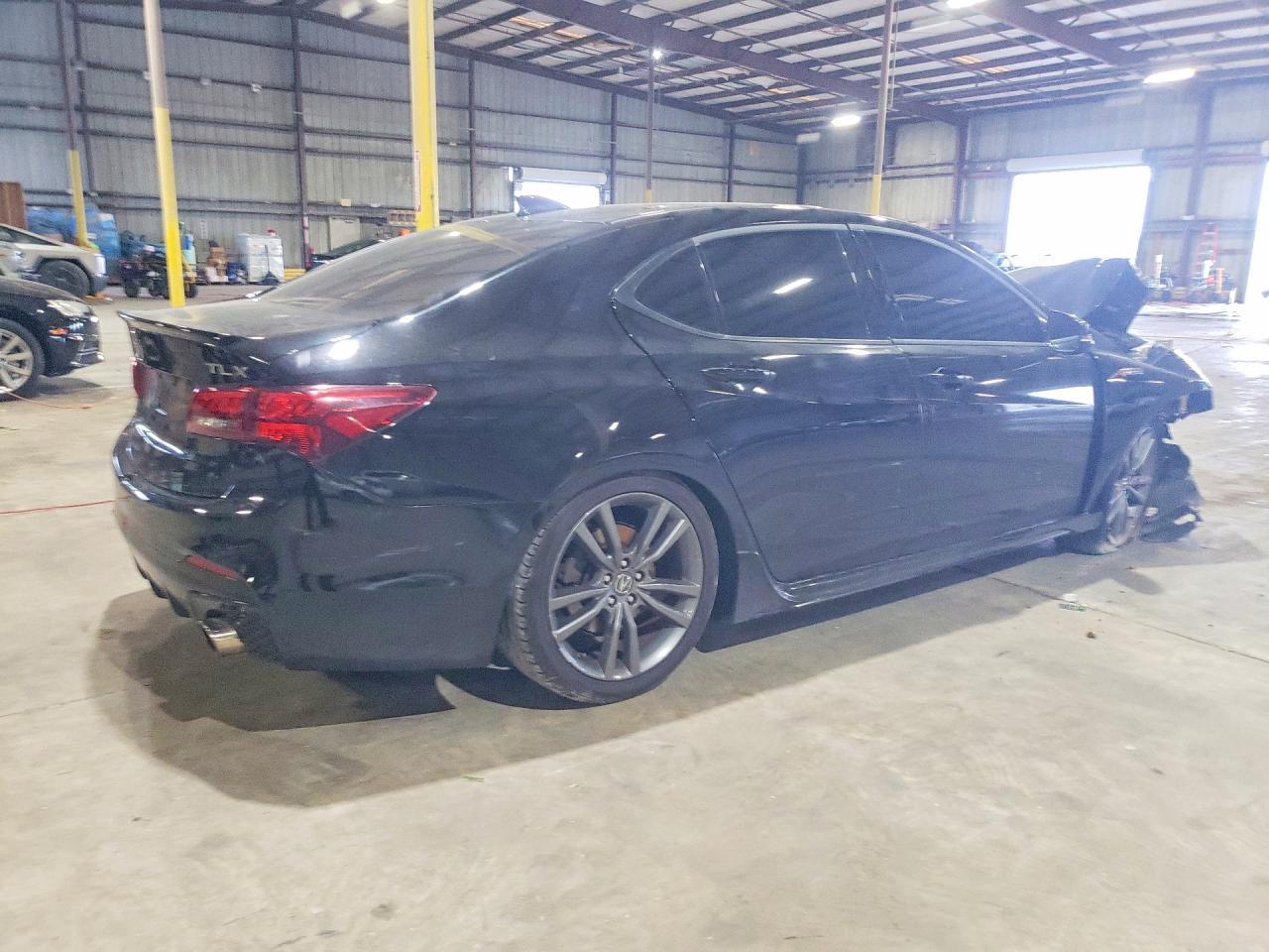2018 ACURA TLX
