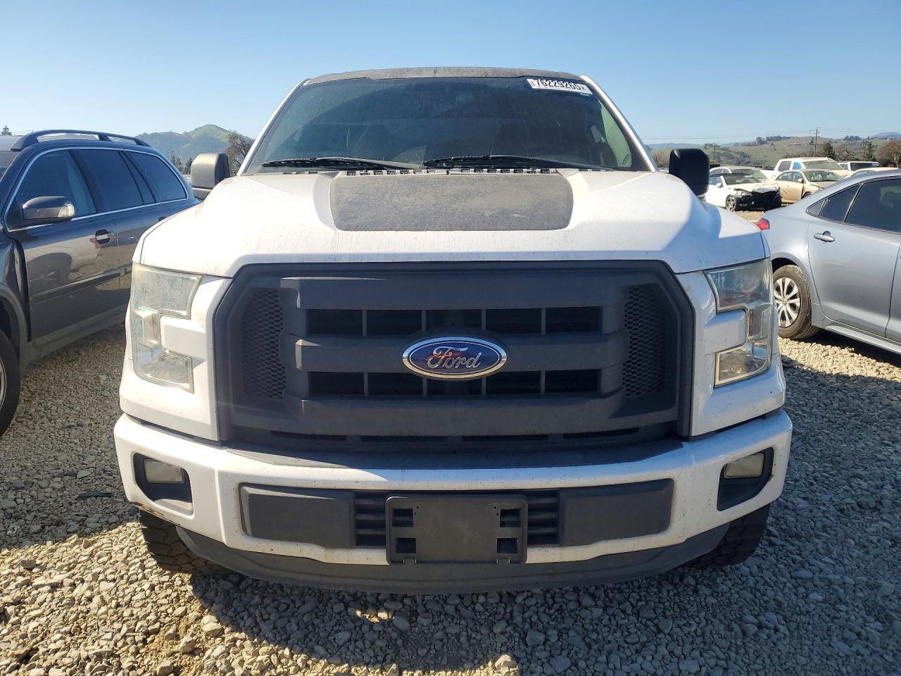 2015 FORD F-150