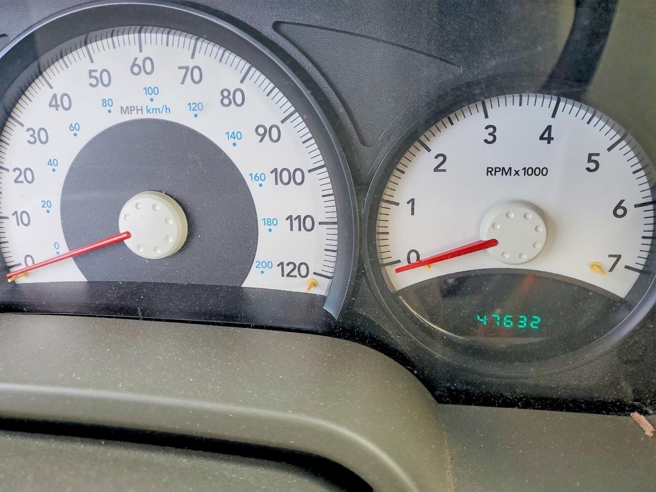 2010 DODGE Dakota