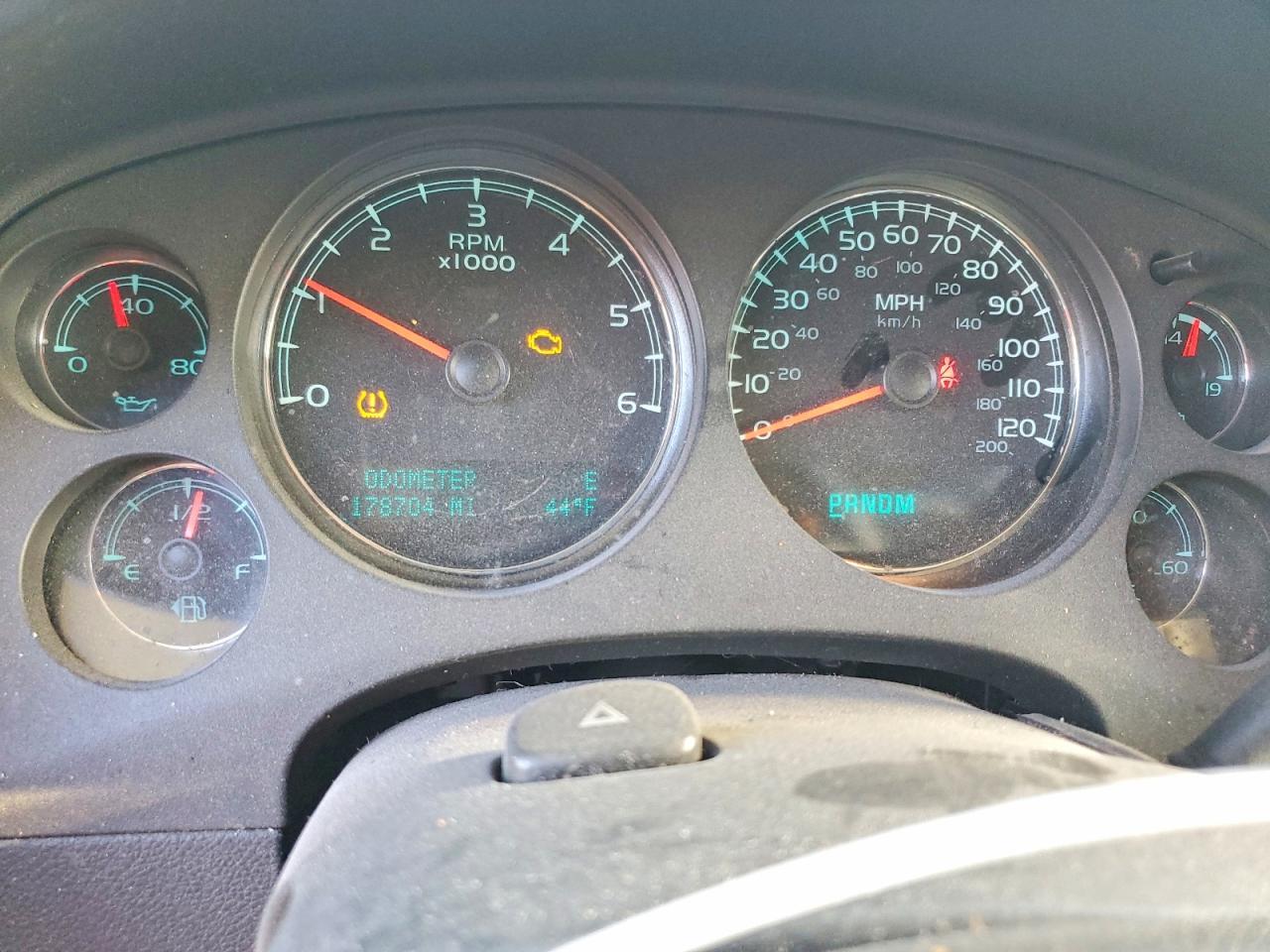 2011 CHEVROLET Tahoe