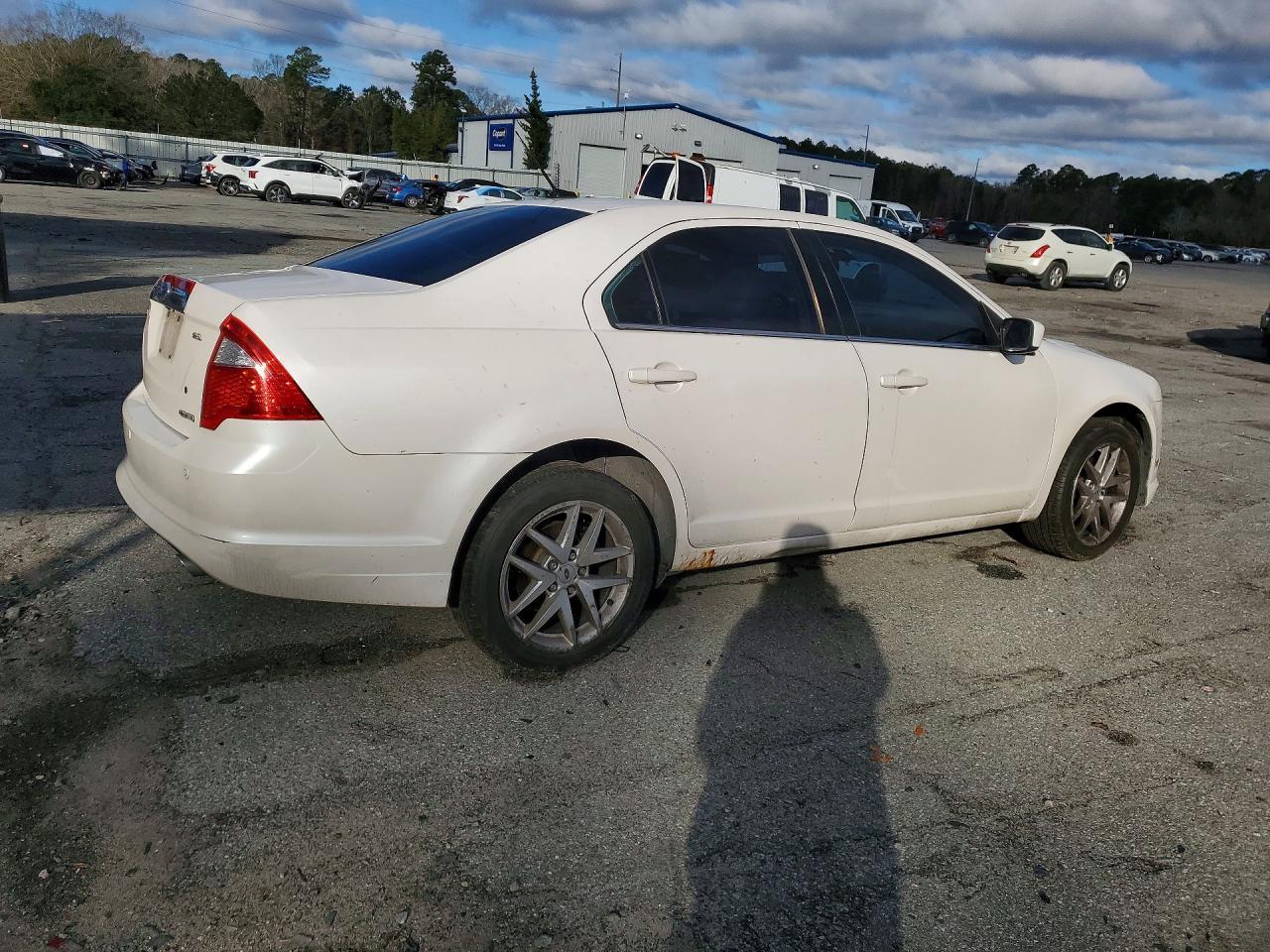 2011 FORD FUSION
