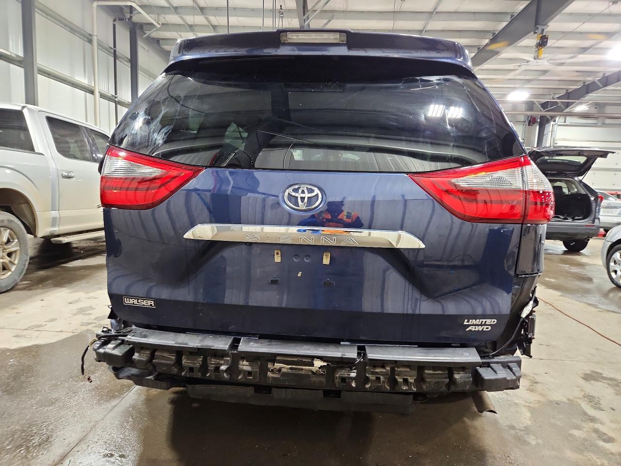 2020 TOYOTA SIENNA