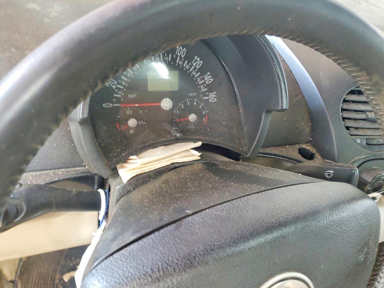 2000 VOLKSWAGEN Beetle