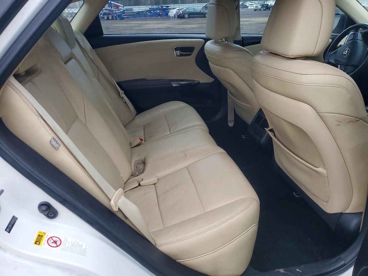 2013 TOYOTA Avalon