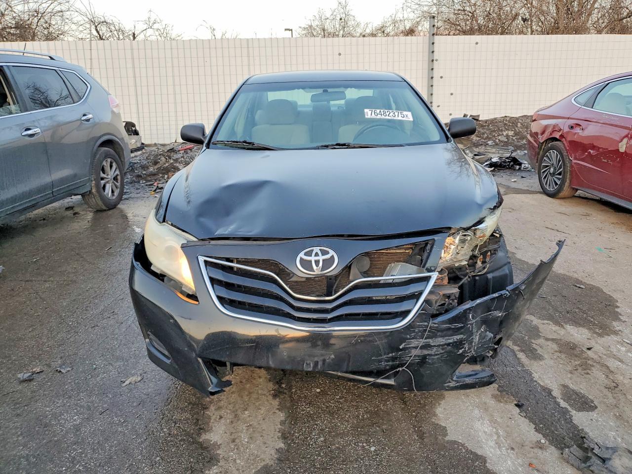 2011 TOYOTA CAMRY