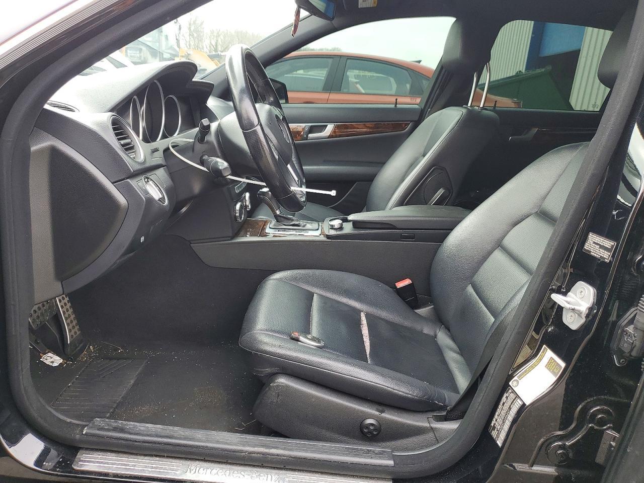 2012 MERCEDES-BENZ C-CLASS