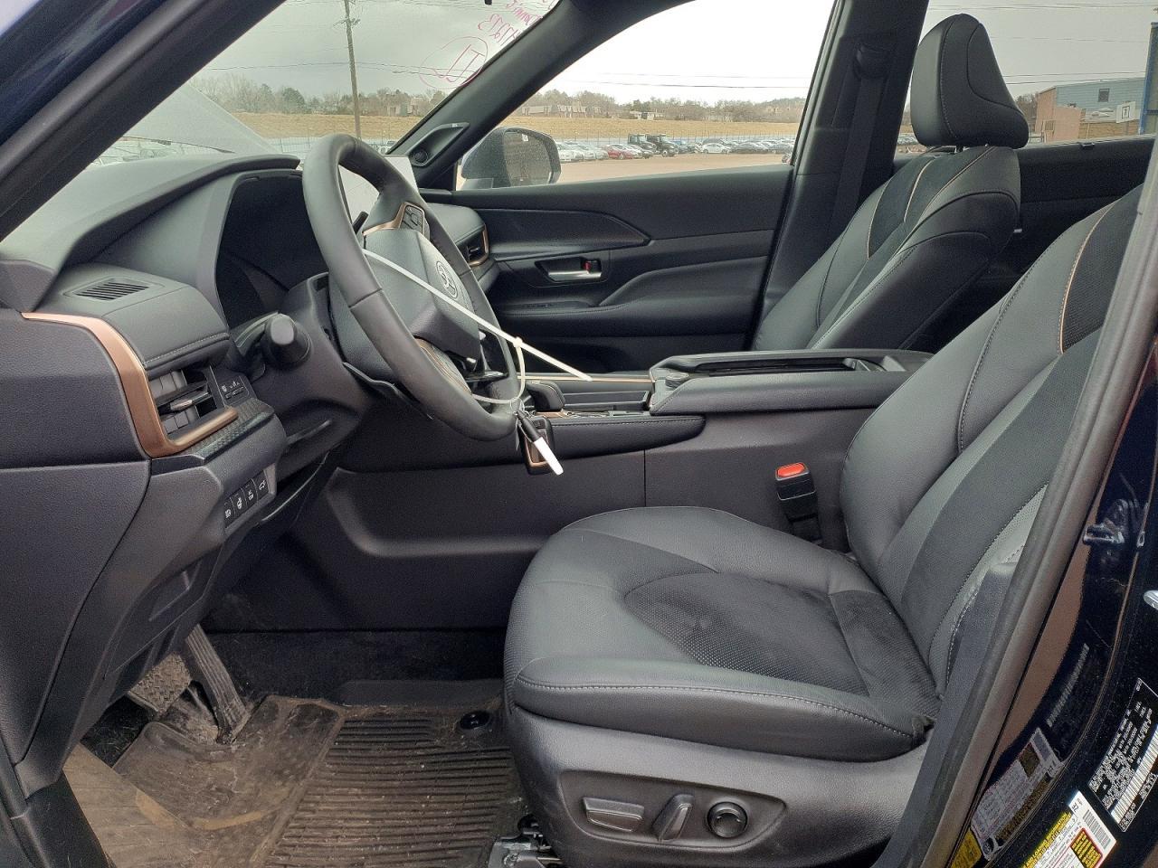 2025 TOYOTA HIGHLANDER