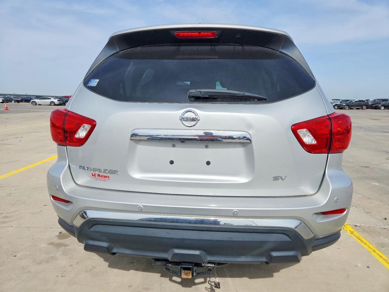2017 NISSAN PATHFINDER