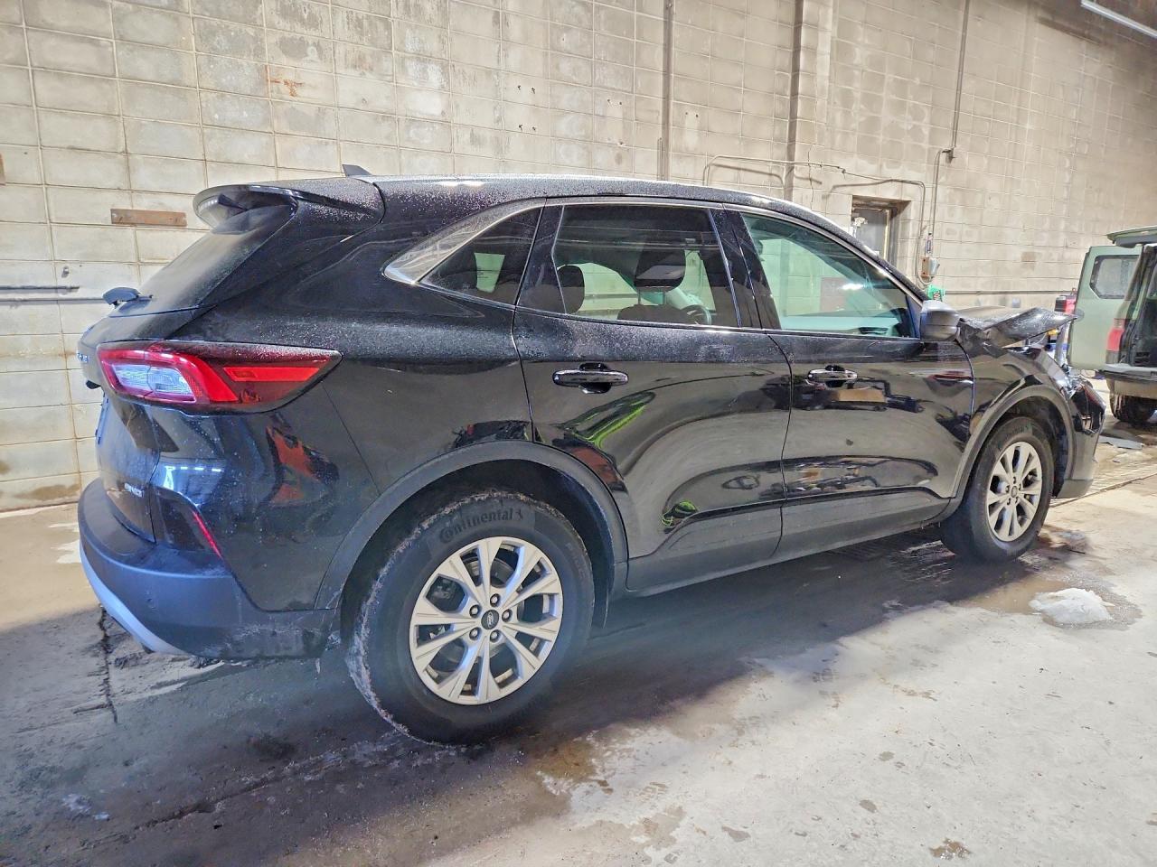 2023 FORD ESCAPE