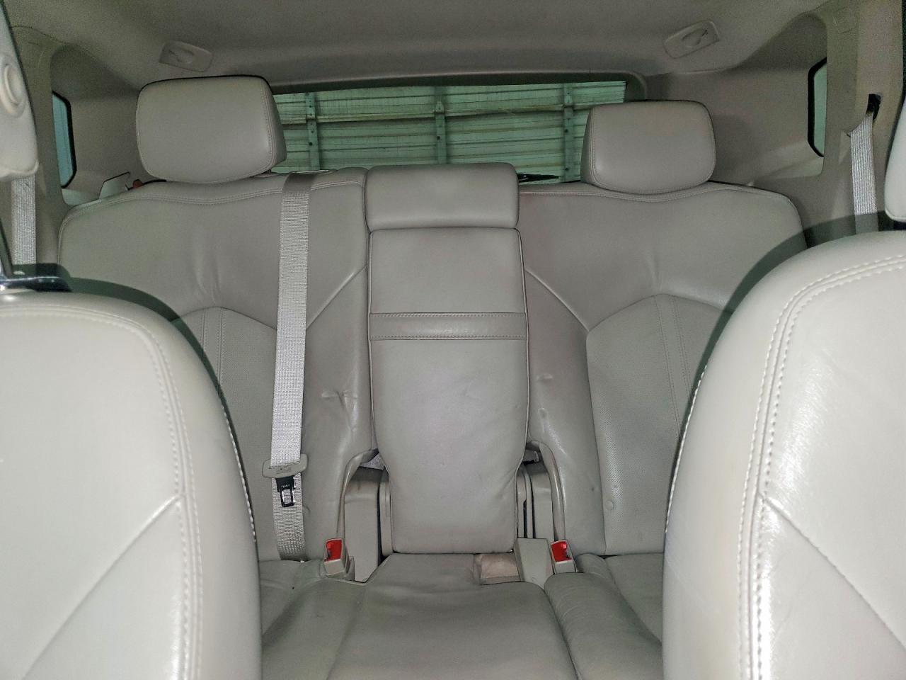 2011 CADILLAC SRX