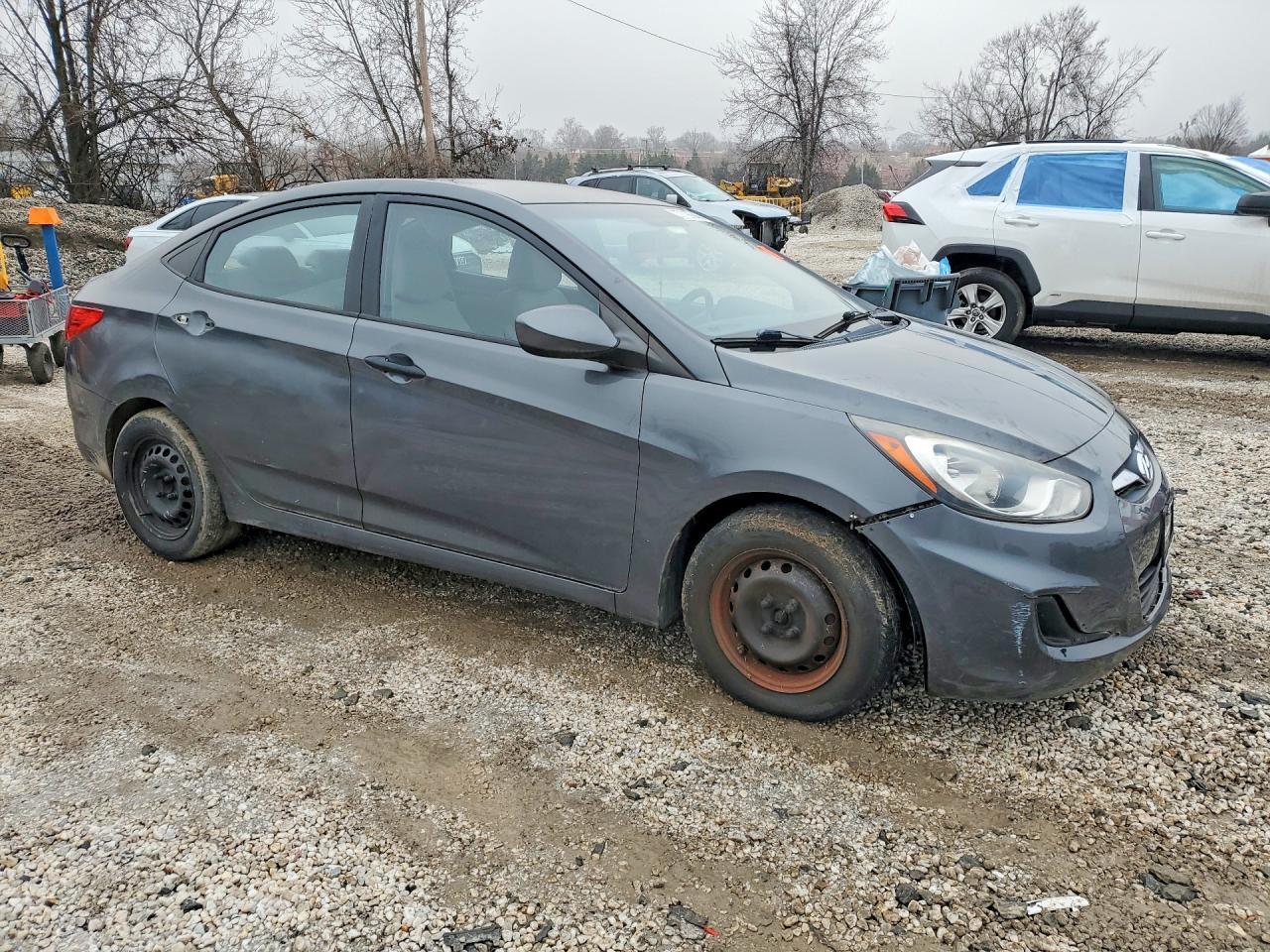 2012 HYUNDAI ACCENT