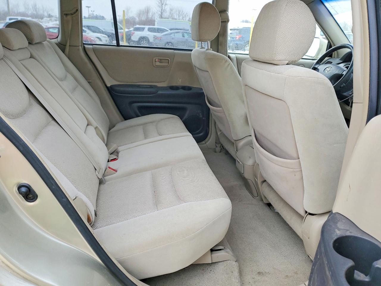 2003 TOYOTA HIGHLANDER