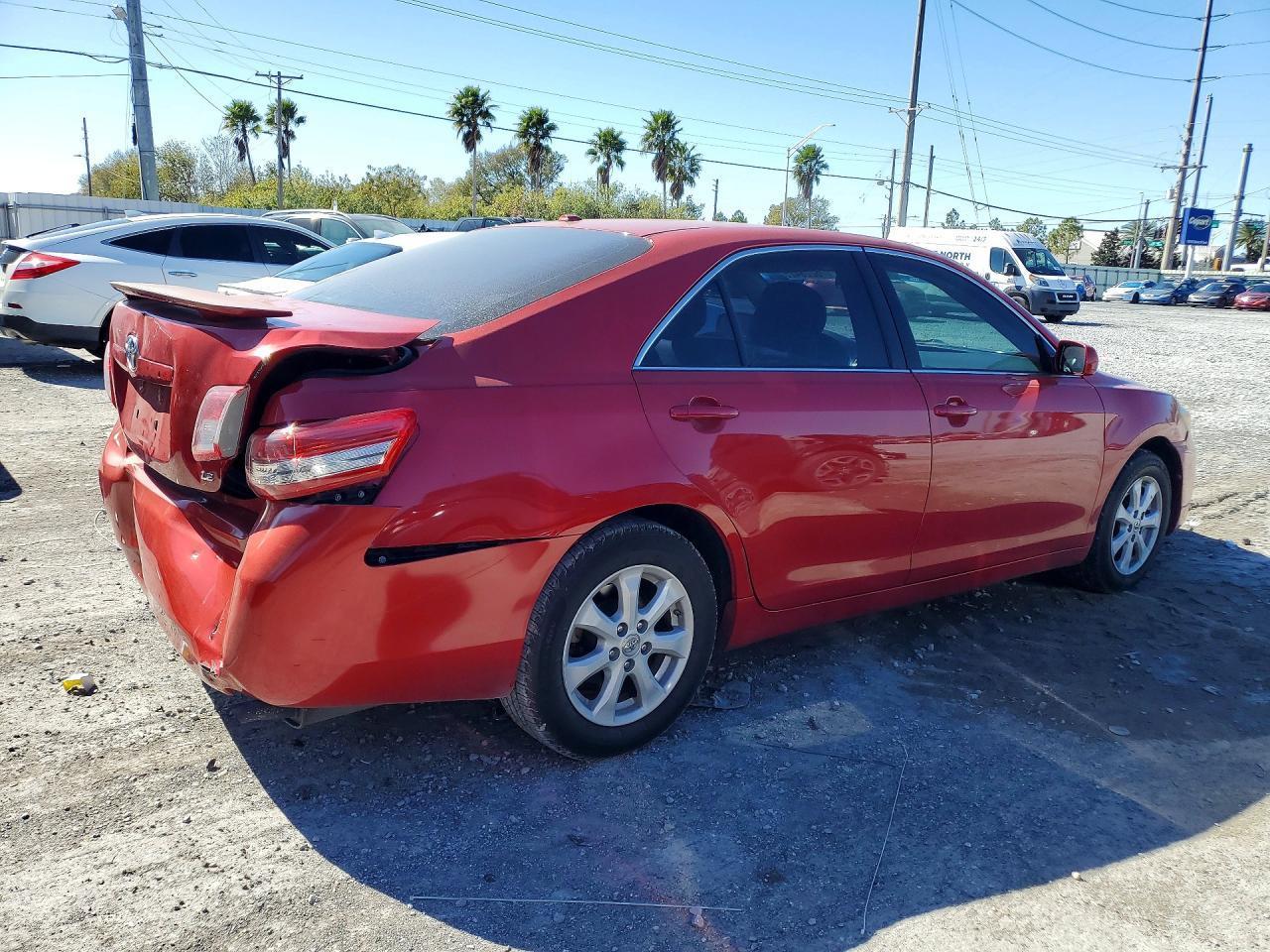 2010 TOYOTA CAMRY