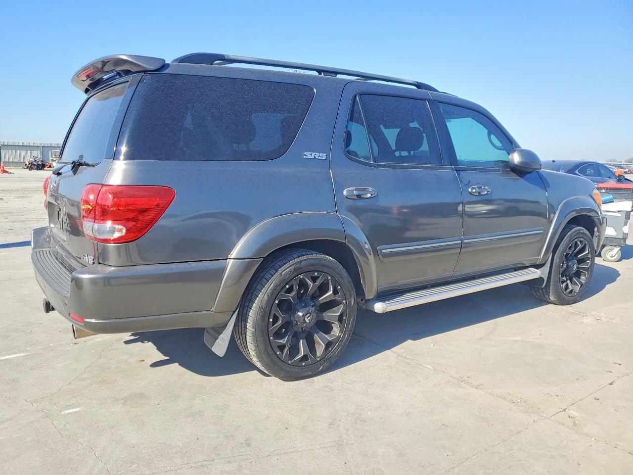 2006 TOYOTA Sequoia