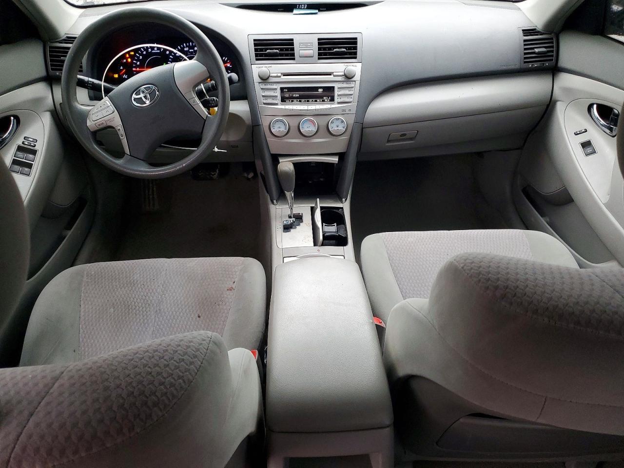 2011 TOYOTA CAMRY