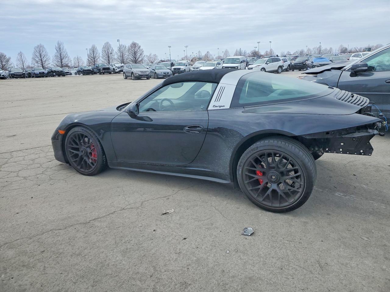 2016 PORSCHE 911