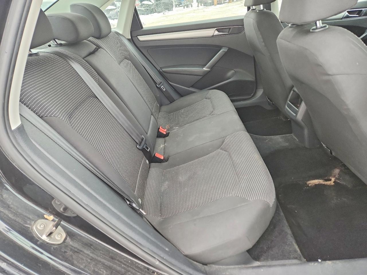 2018 VOLKSWAGEN Passat