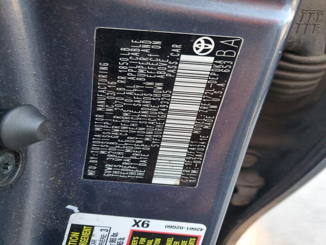 2016 TOYOTA COROLLA