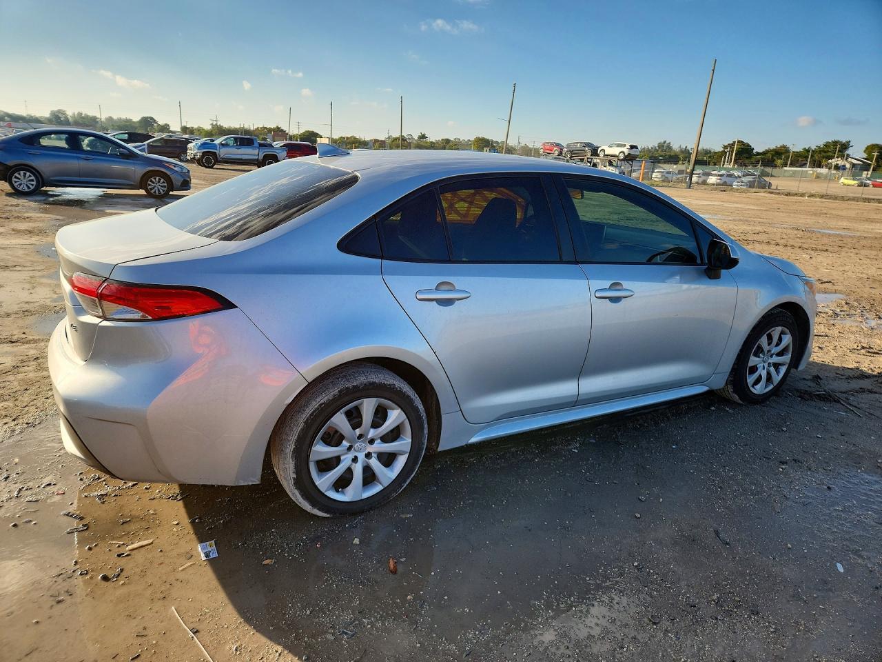 2021 TOYOTA COROLLA