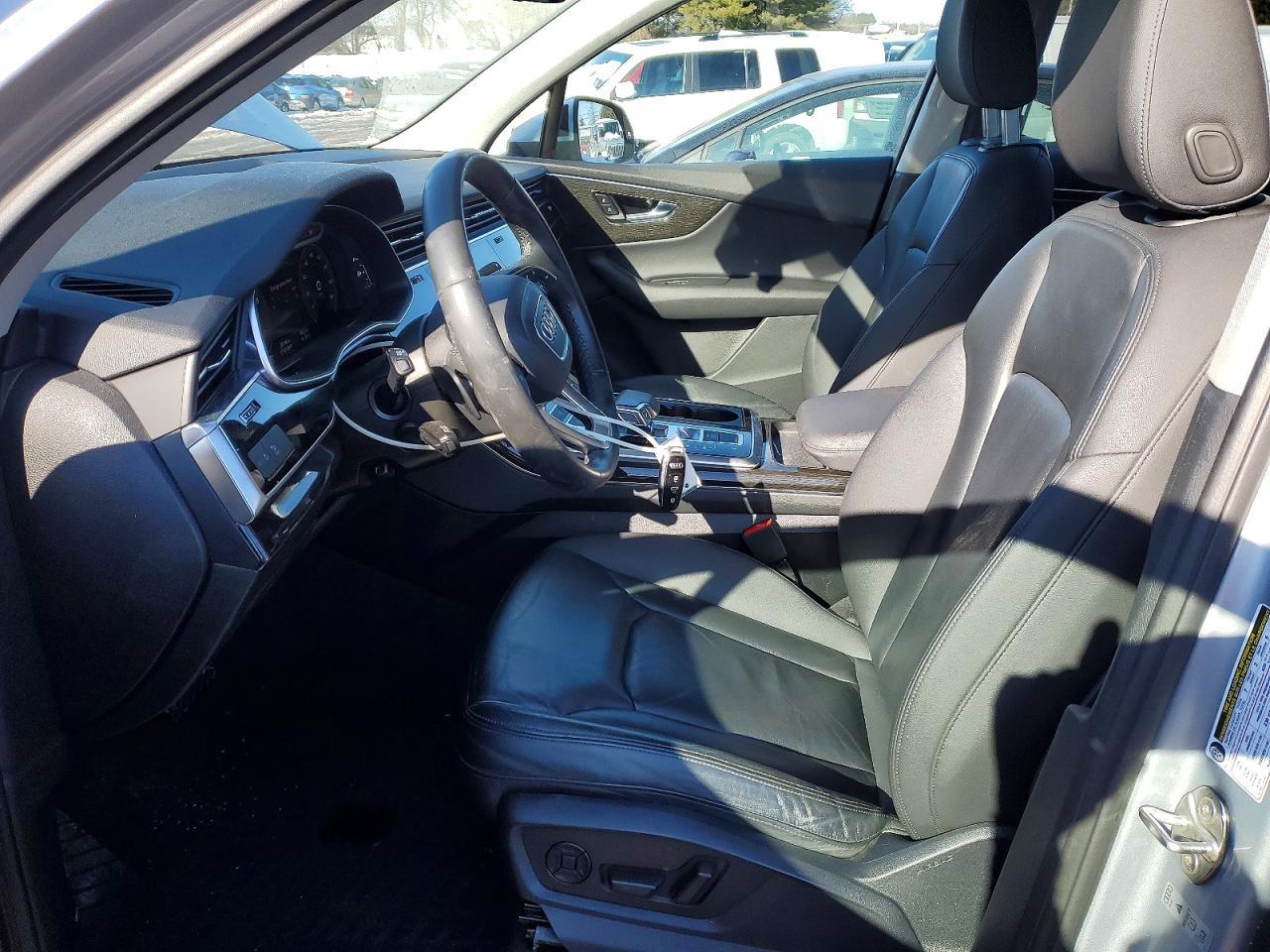 2022 AUDI Q7