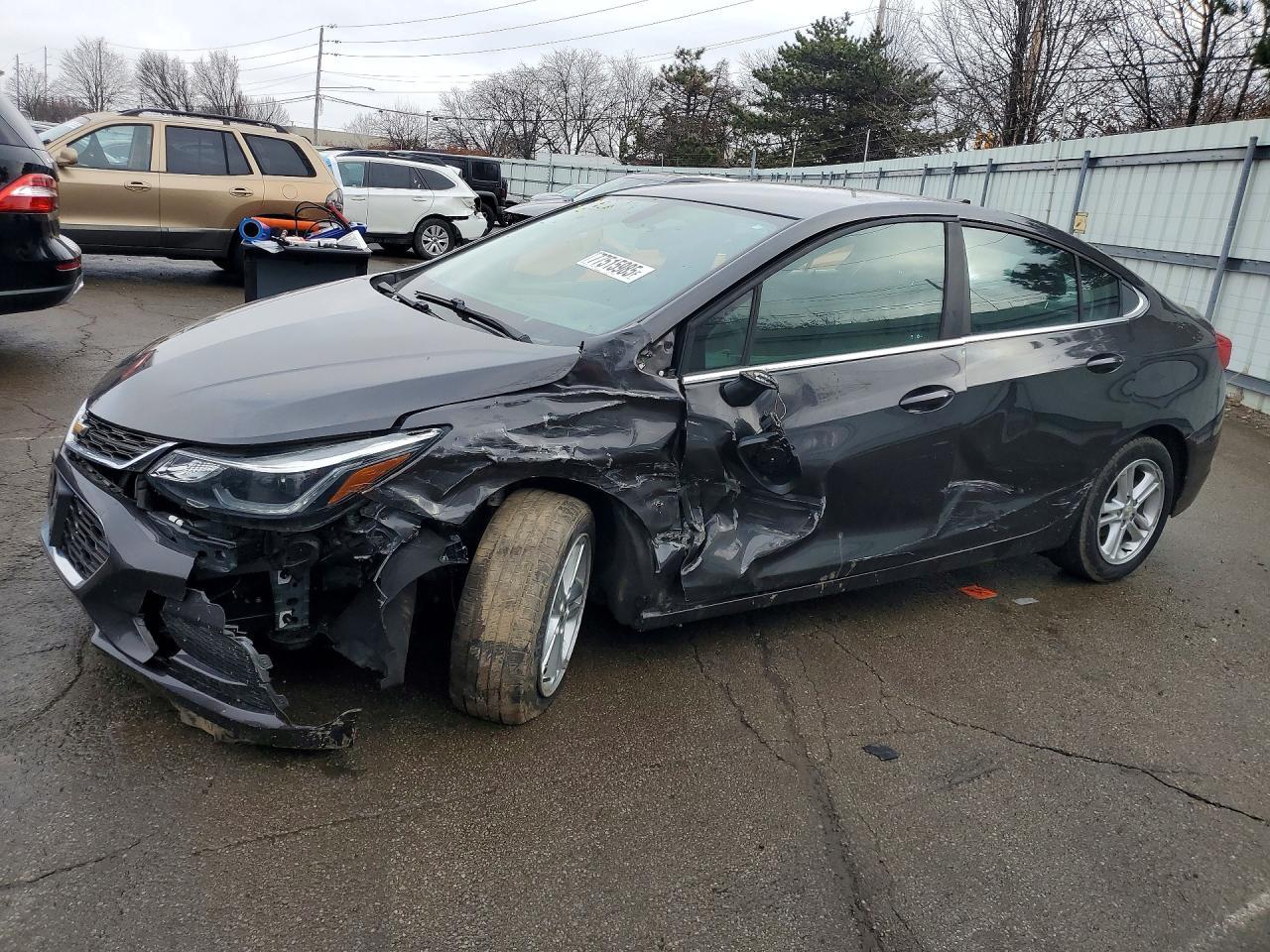 2016 CHEVROLET CRUZE