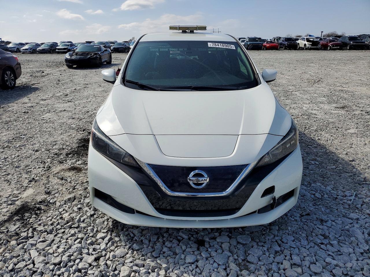 2018 NISSAN LEAF